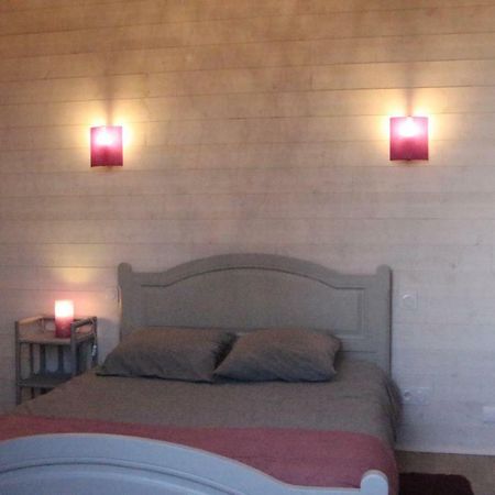 Chambres Aux Bonnes Herbes Bais  Екстер'єр фото