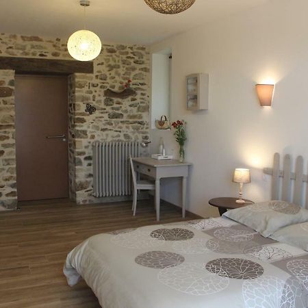 Chambres Aux Bonnes Herbes Bais  Екстер'єр фото