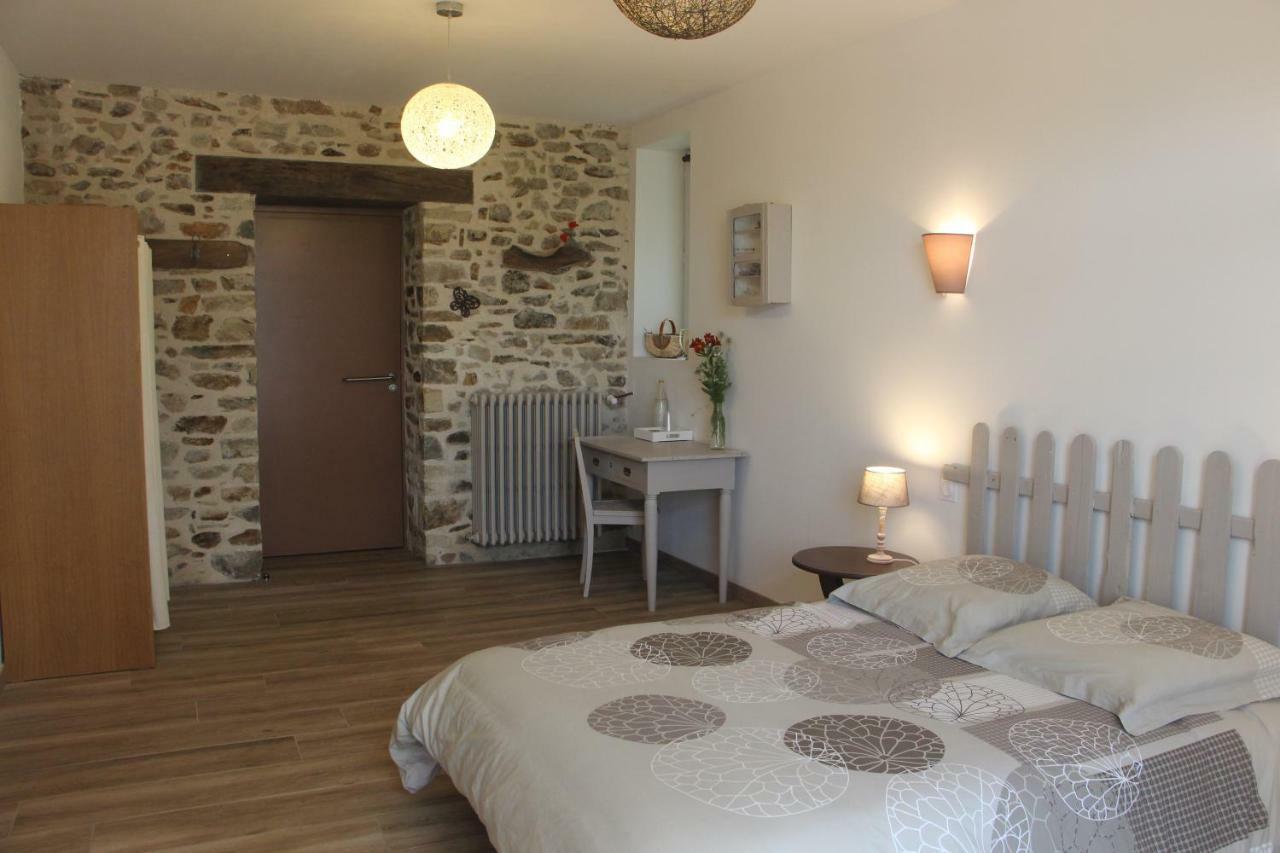 Chambres Aux Bonnes Herbes Bais  Екстер'єр фото