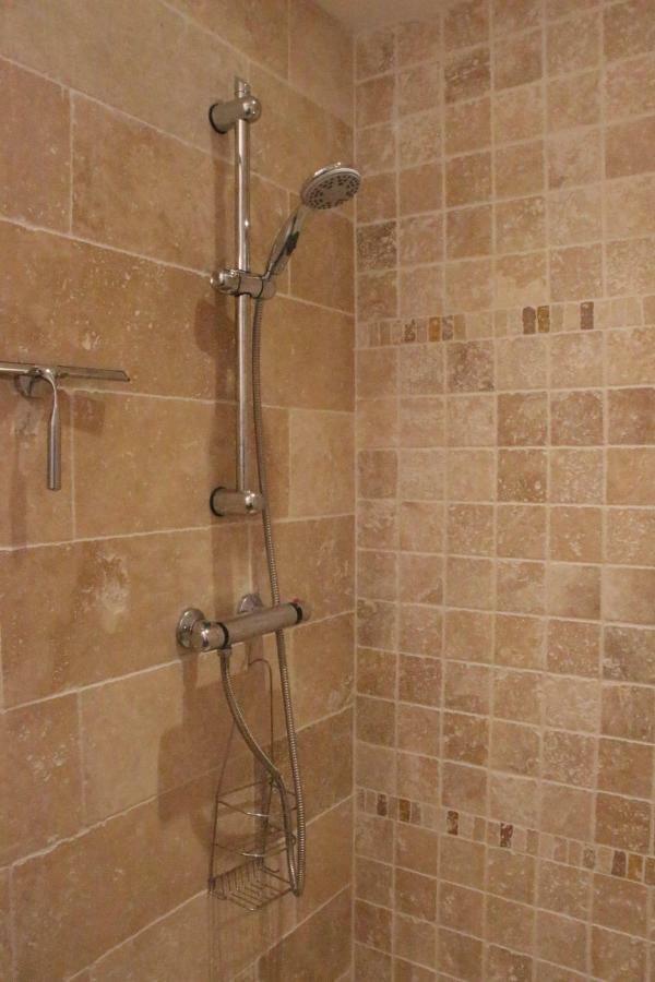 Chambres Aux Bonnes Herbes Bais  Екстер'єр фото